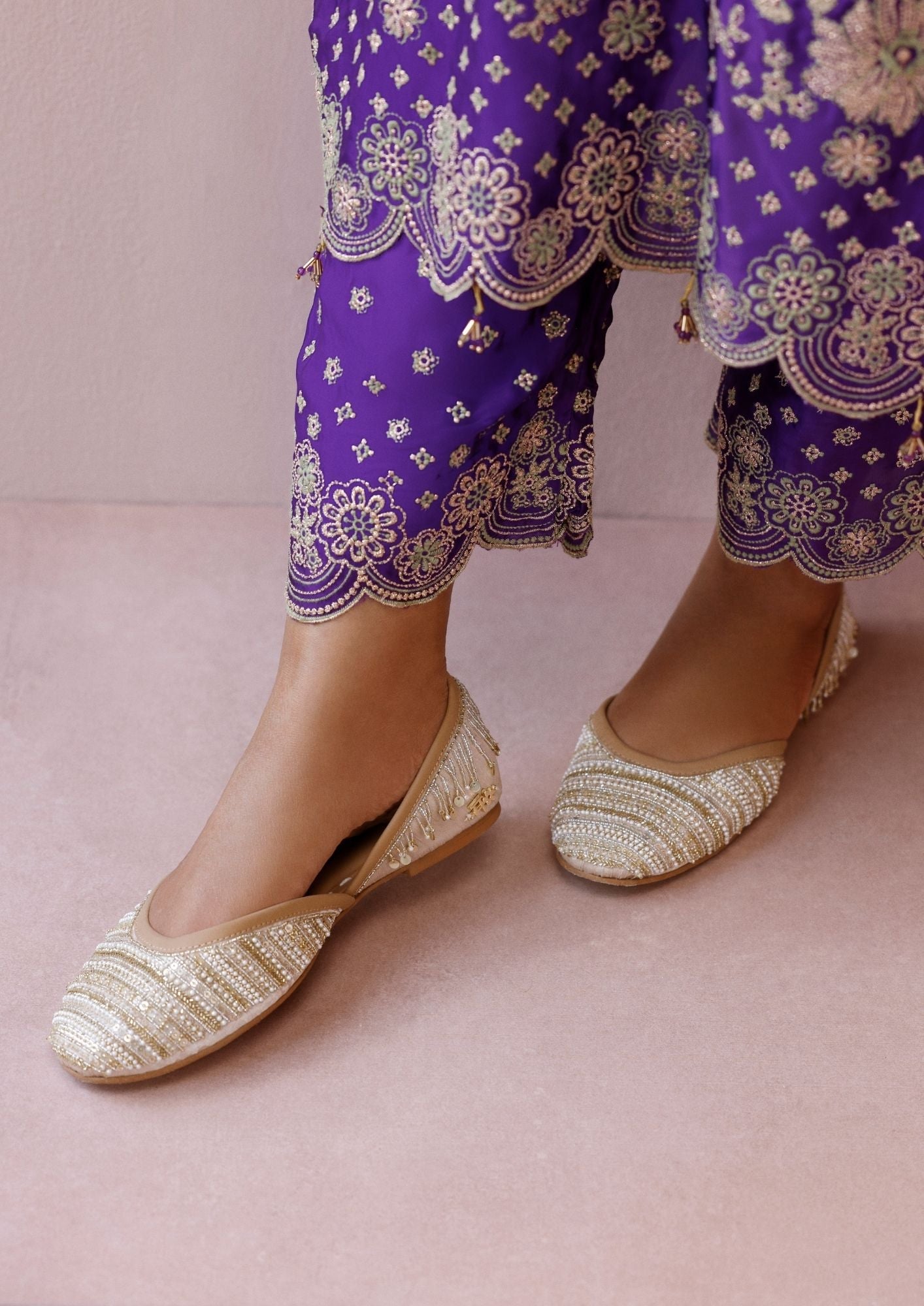 Cyrus Gold Vegan Juttie
