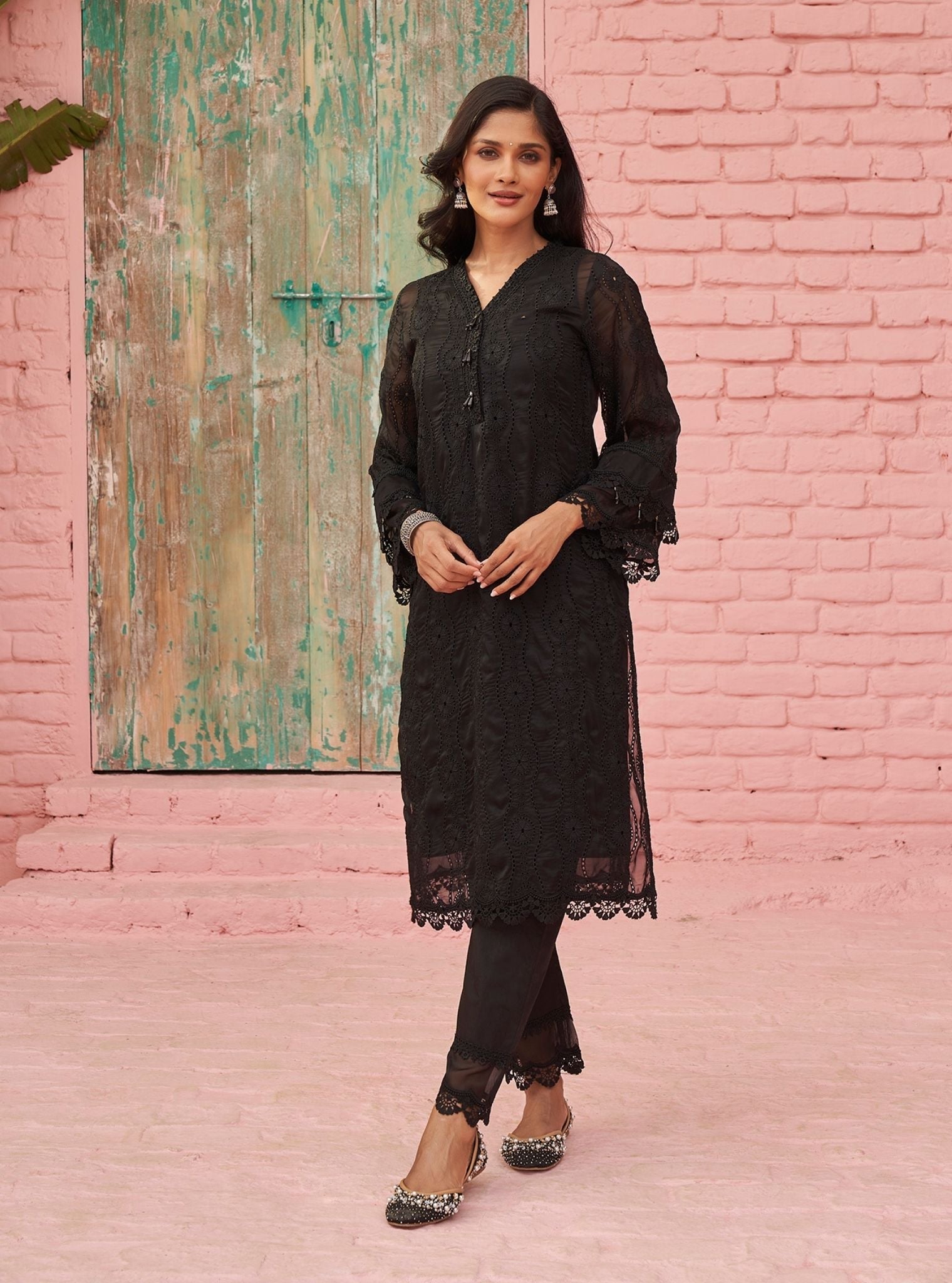 Izetta Organza Black Kurta Set