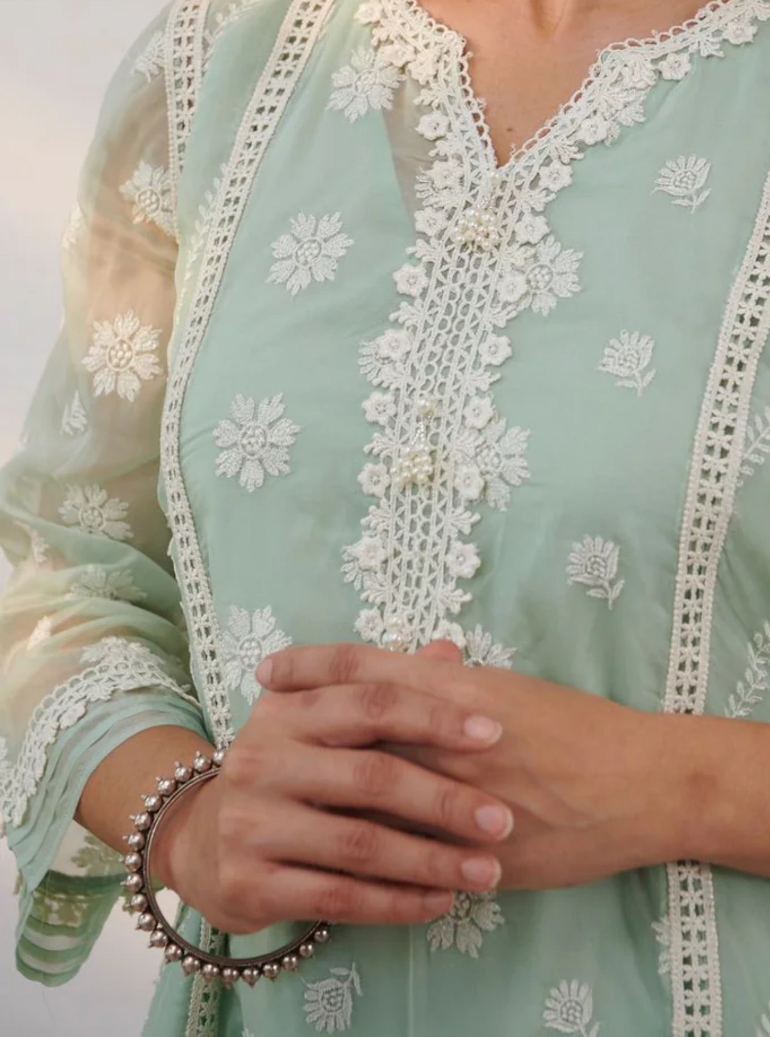 Pure Silver Nuwwar Bangle