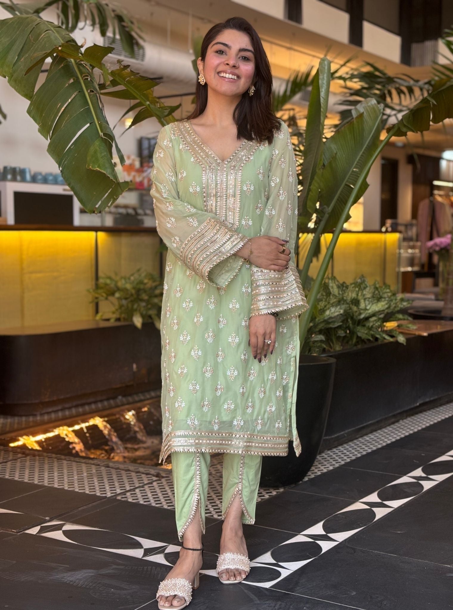 Nicia Organza Green Kurta Set