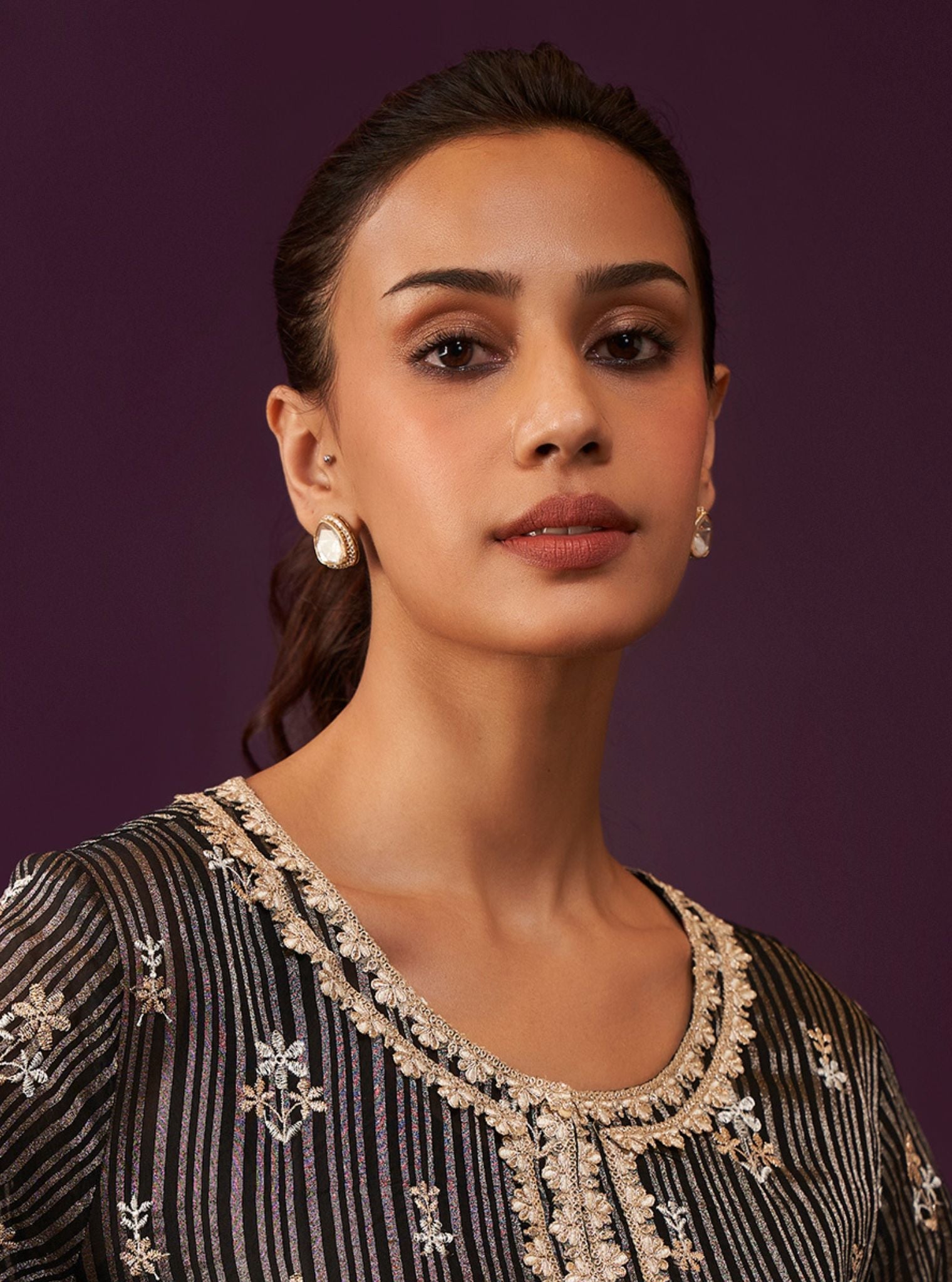 Pure Silver Kia Studs