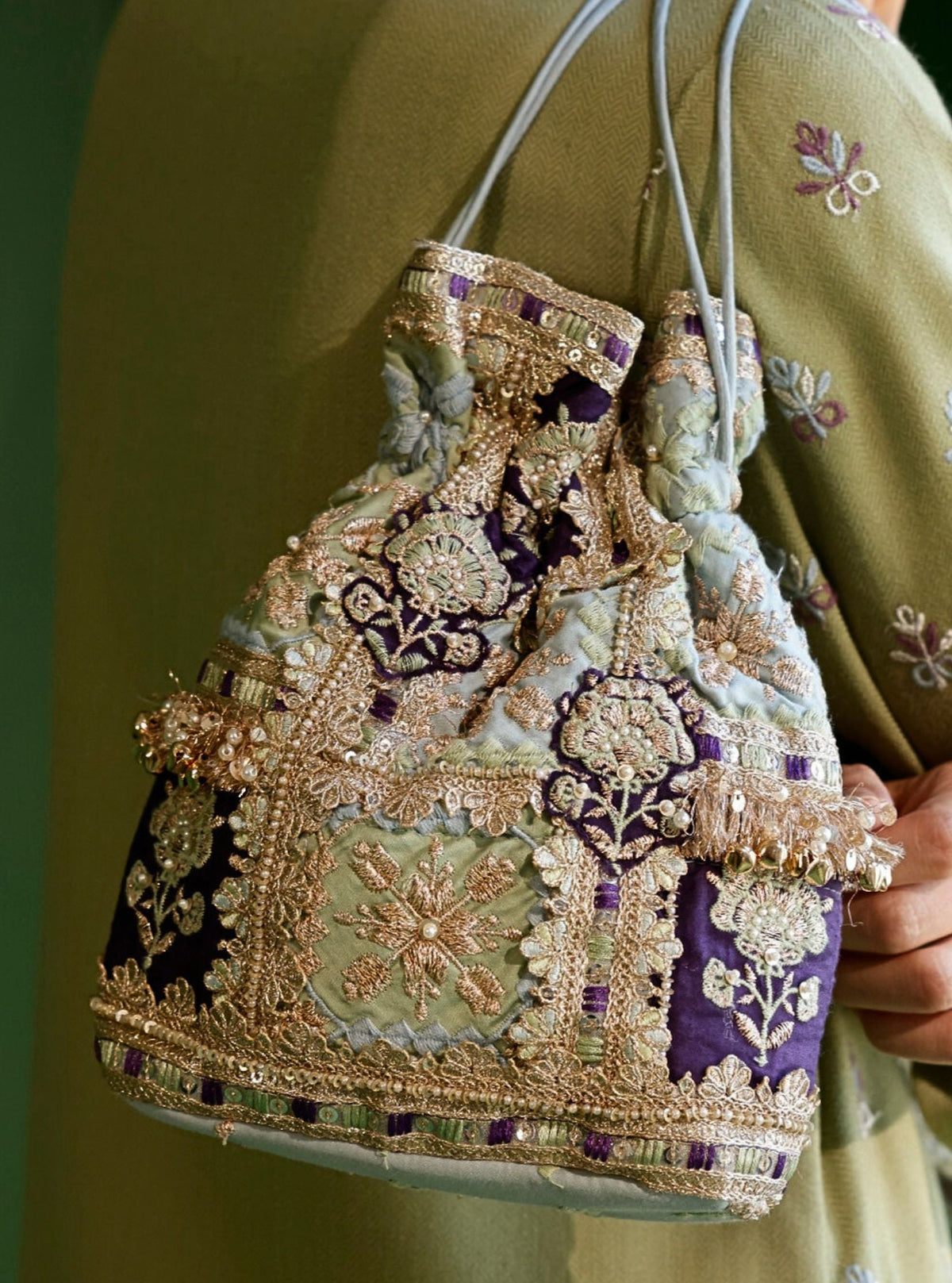 Mulmul Vedika Patchwork Potli