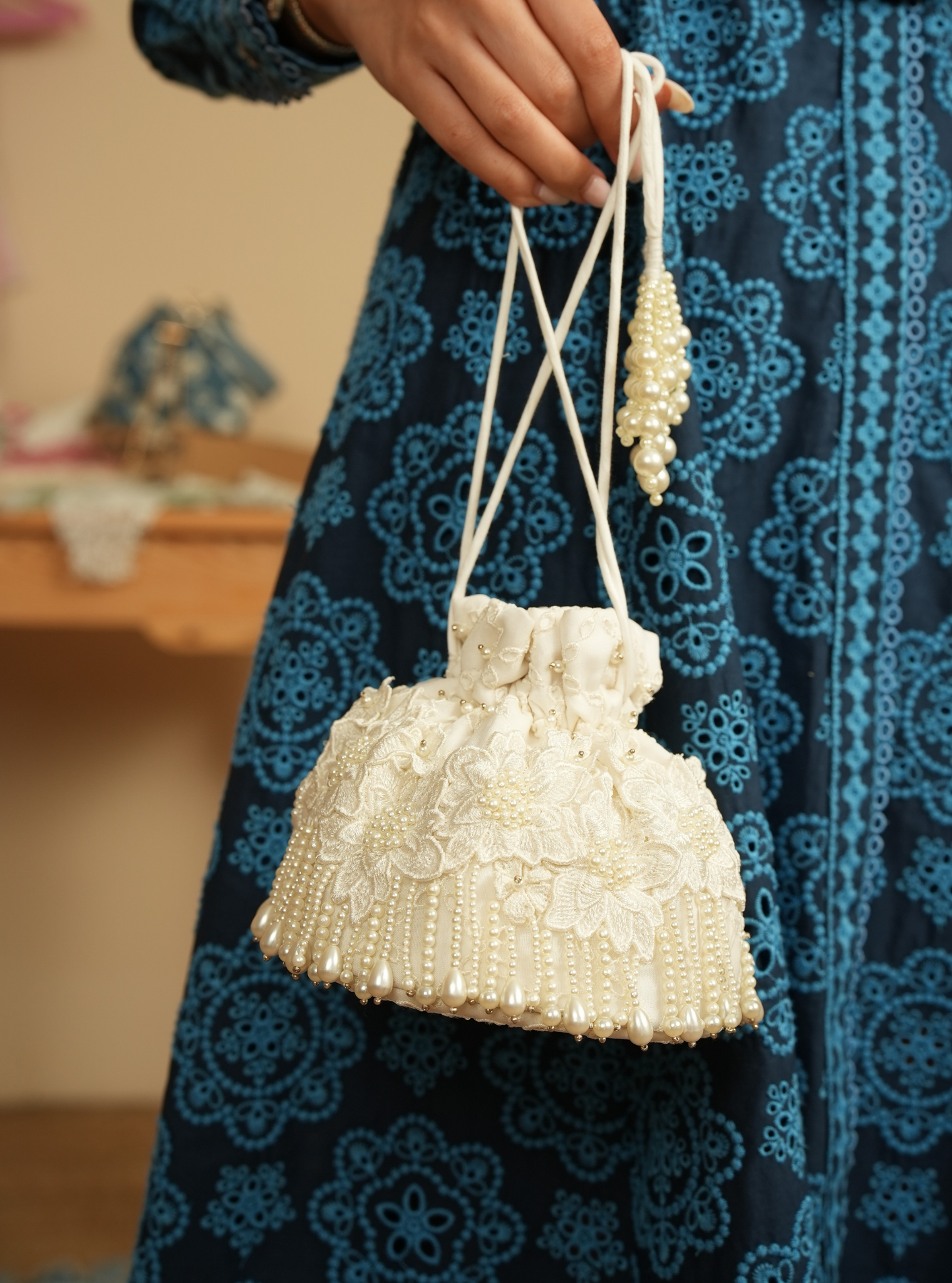 Nimo White Mini Potli Bag