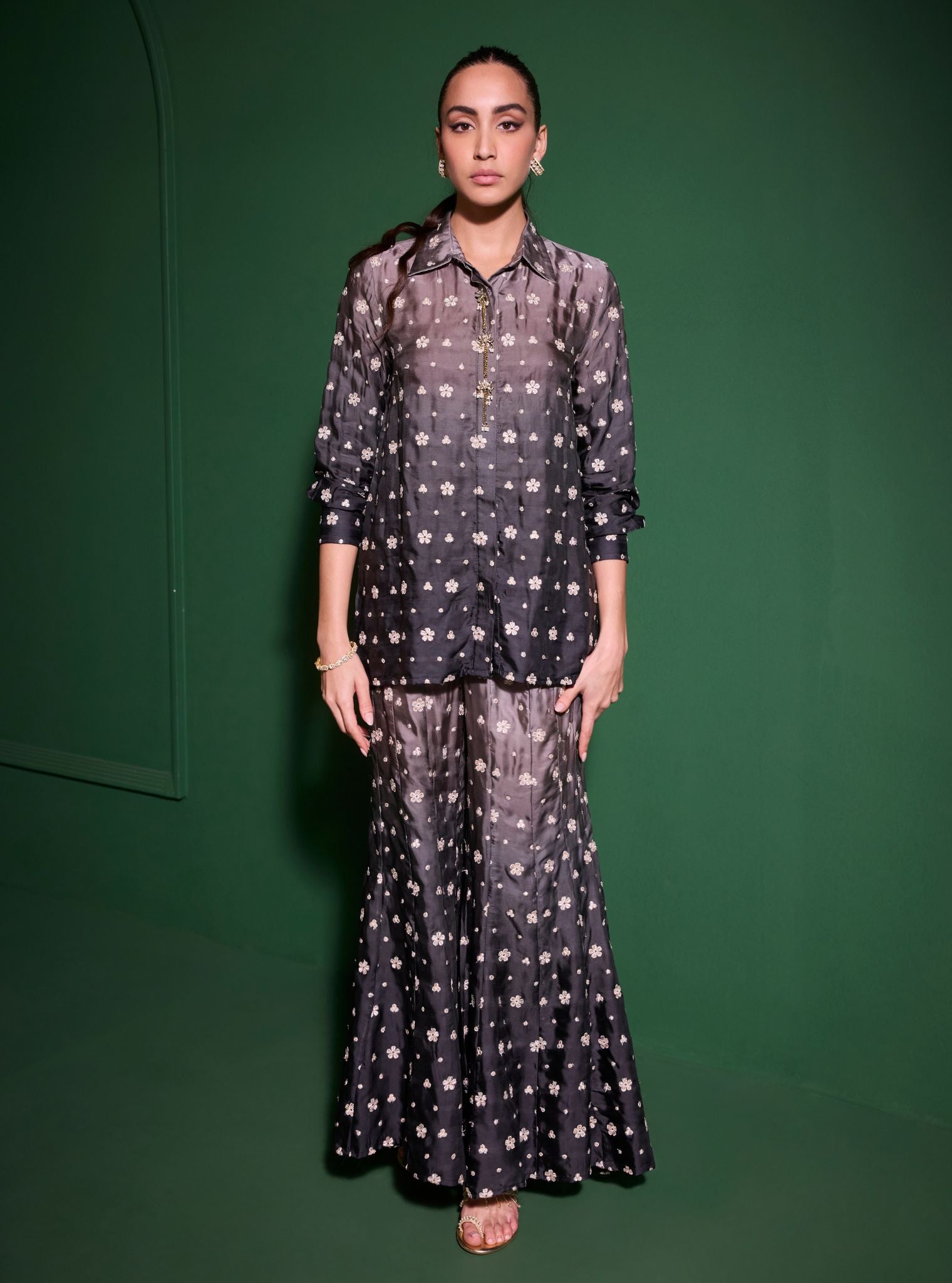 Husna Cupro Satin Ombre Black With Pant