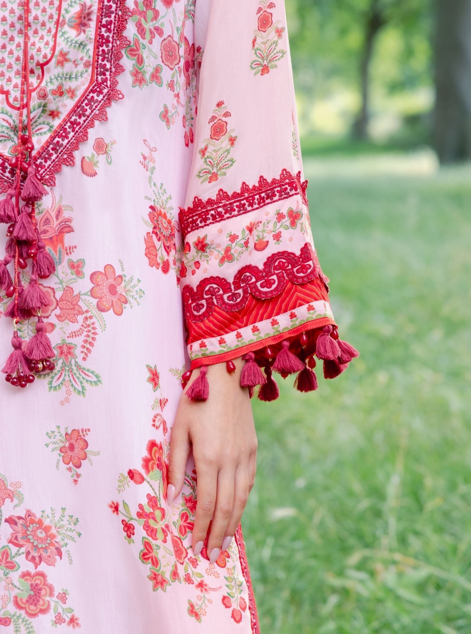 Suvi Lawn Printed Pink Kurta Set