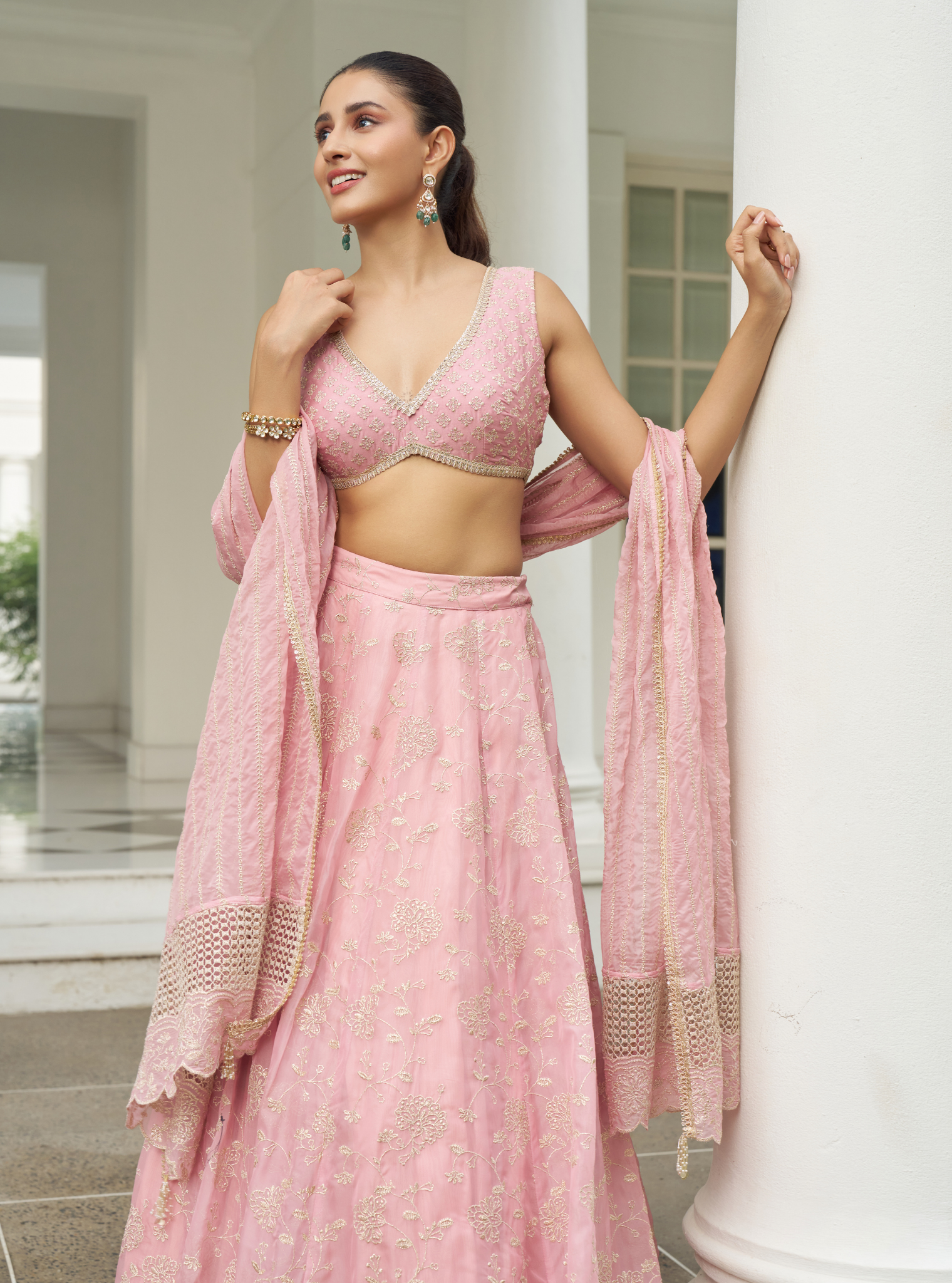 Riwaayat Organza Onion Pink lehenga