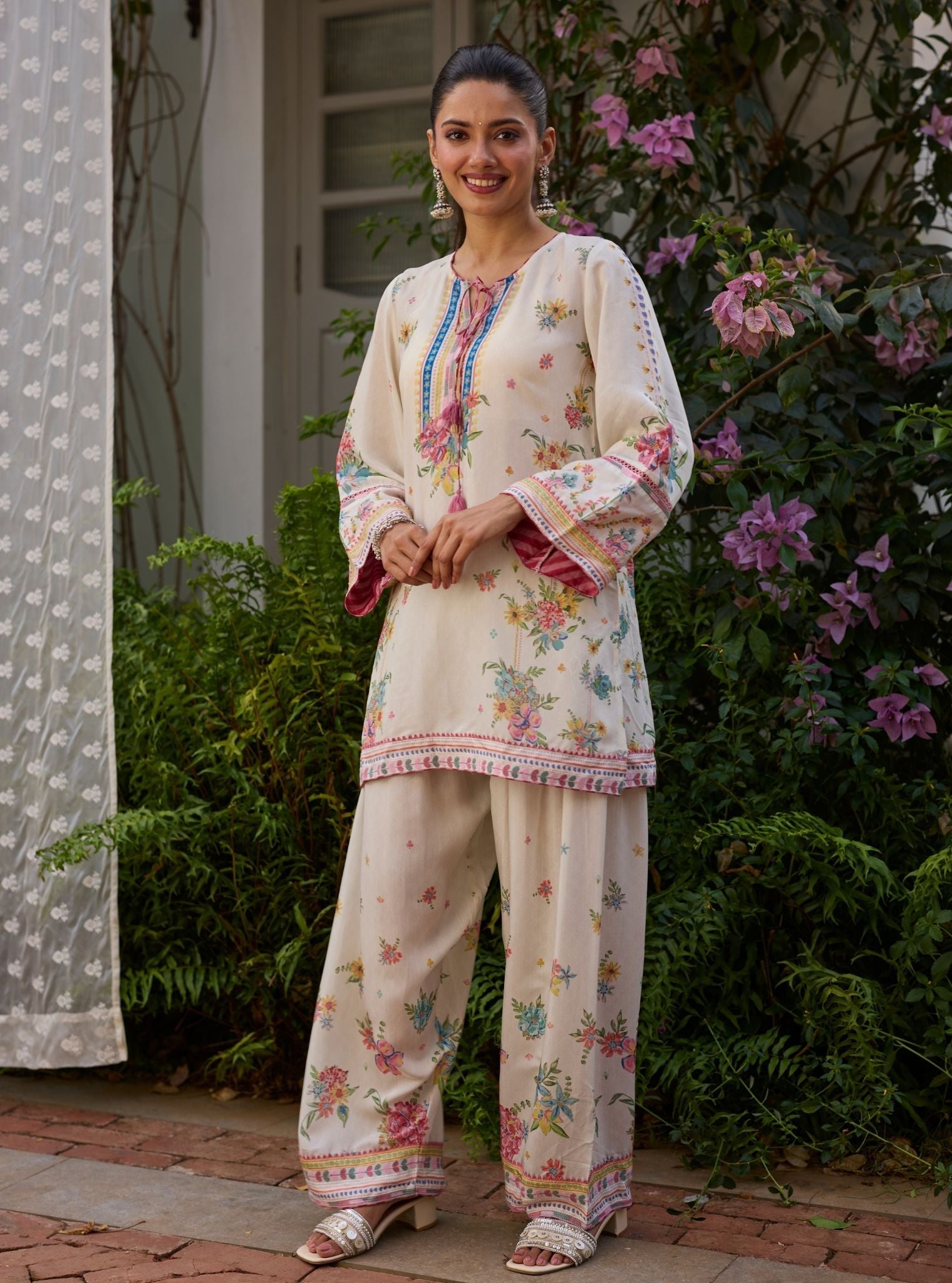 Enaara Lawn Off White Kurta With Farshi Salwar