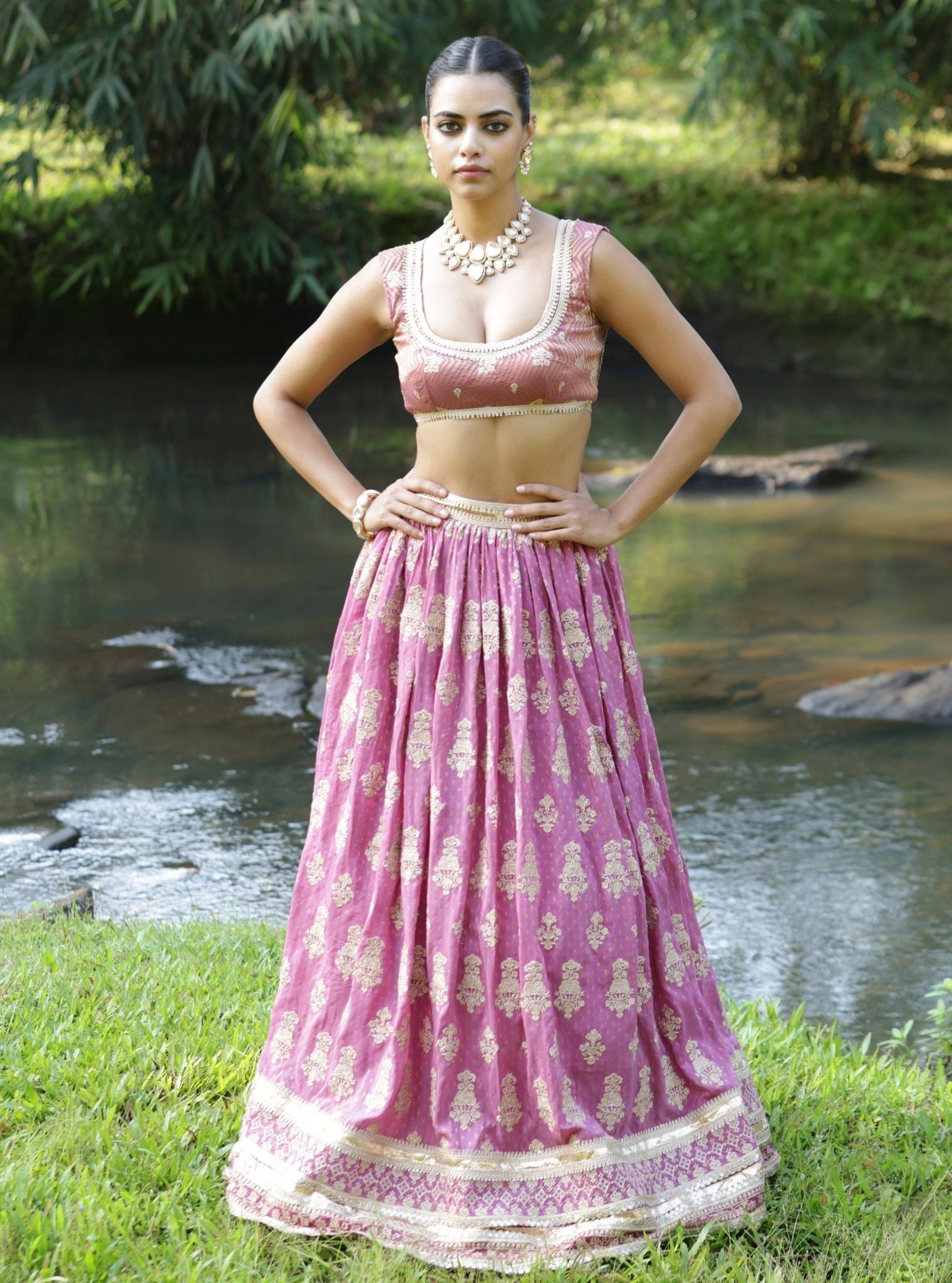 Mulmul Lurex Organza Rang Plum Dupatta