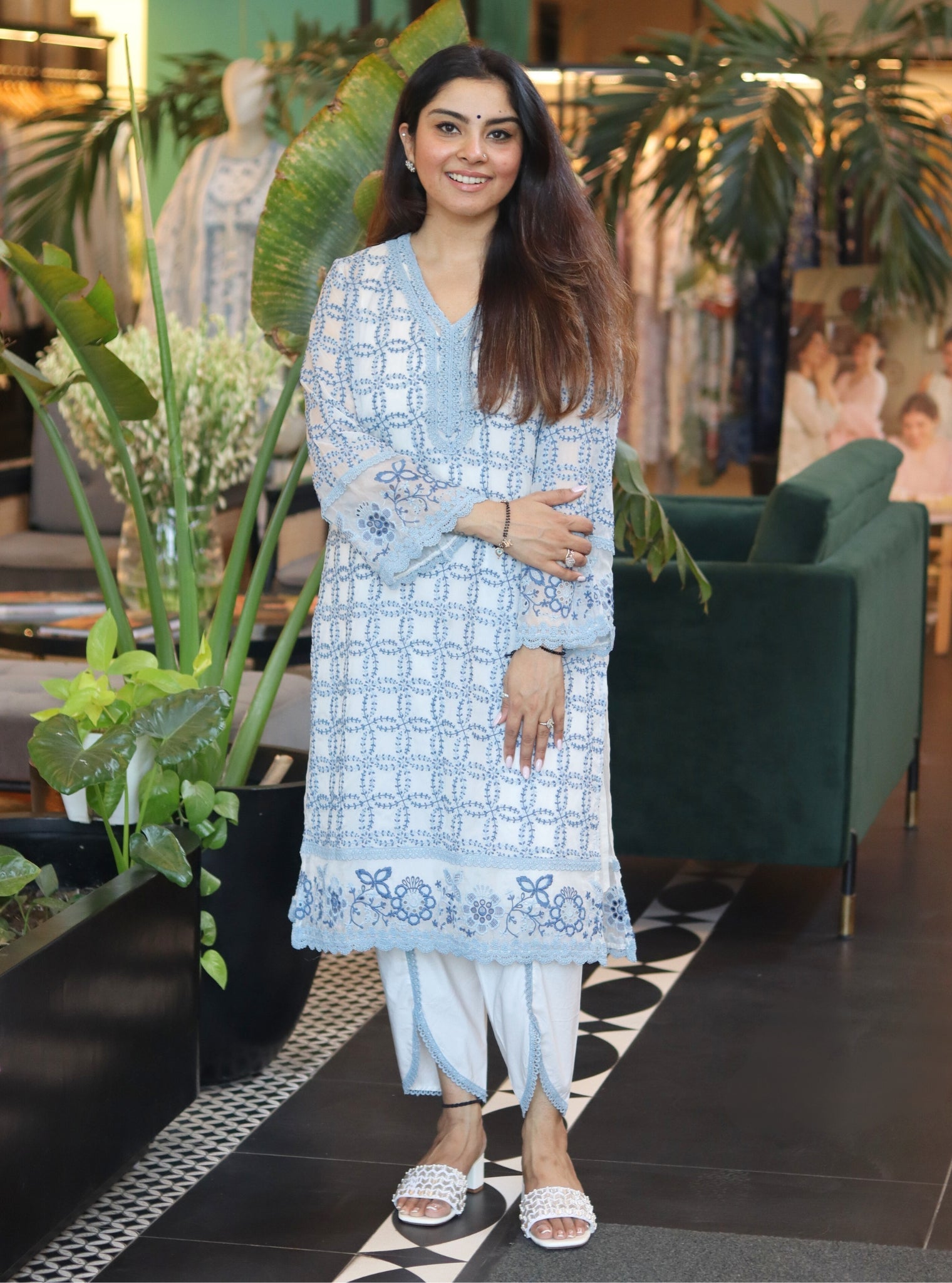 Ayten Organza White Kurta Set