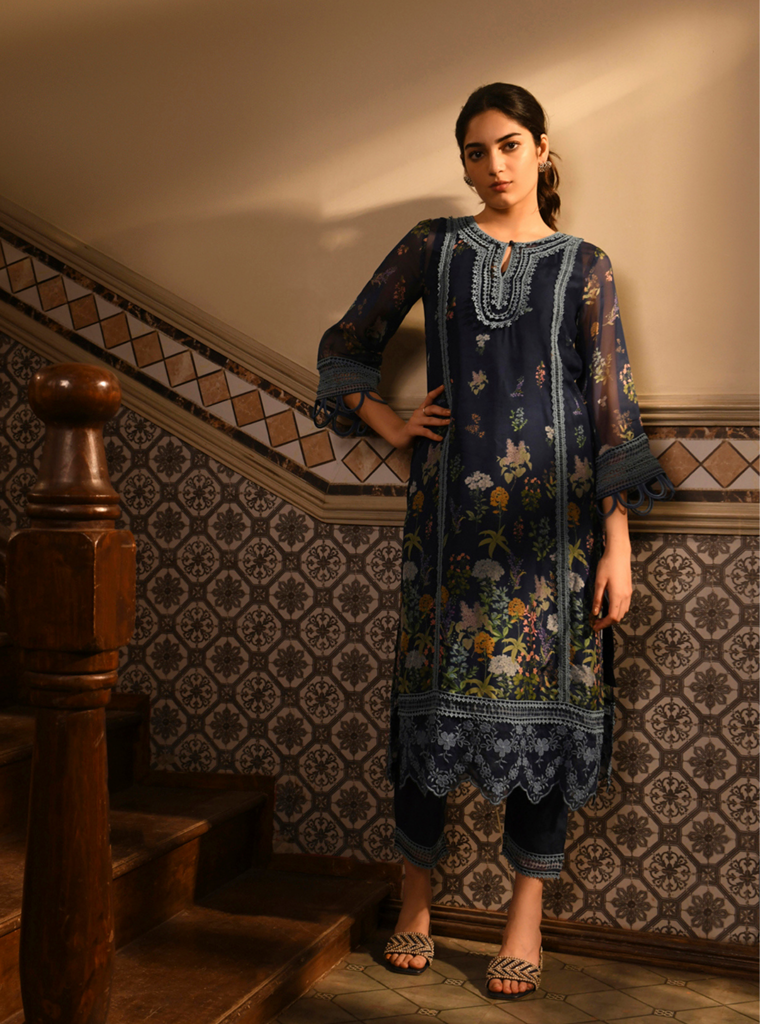 Neda Organza Printed Navy Kurta Set