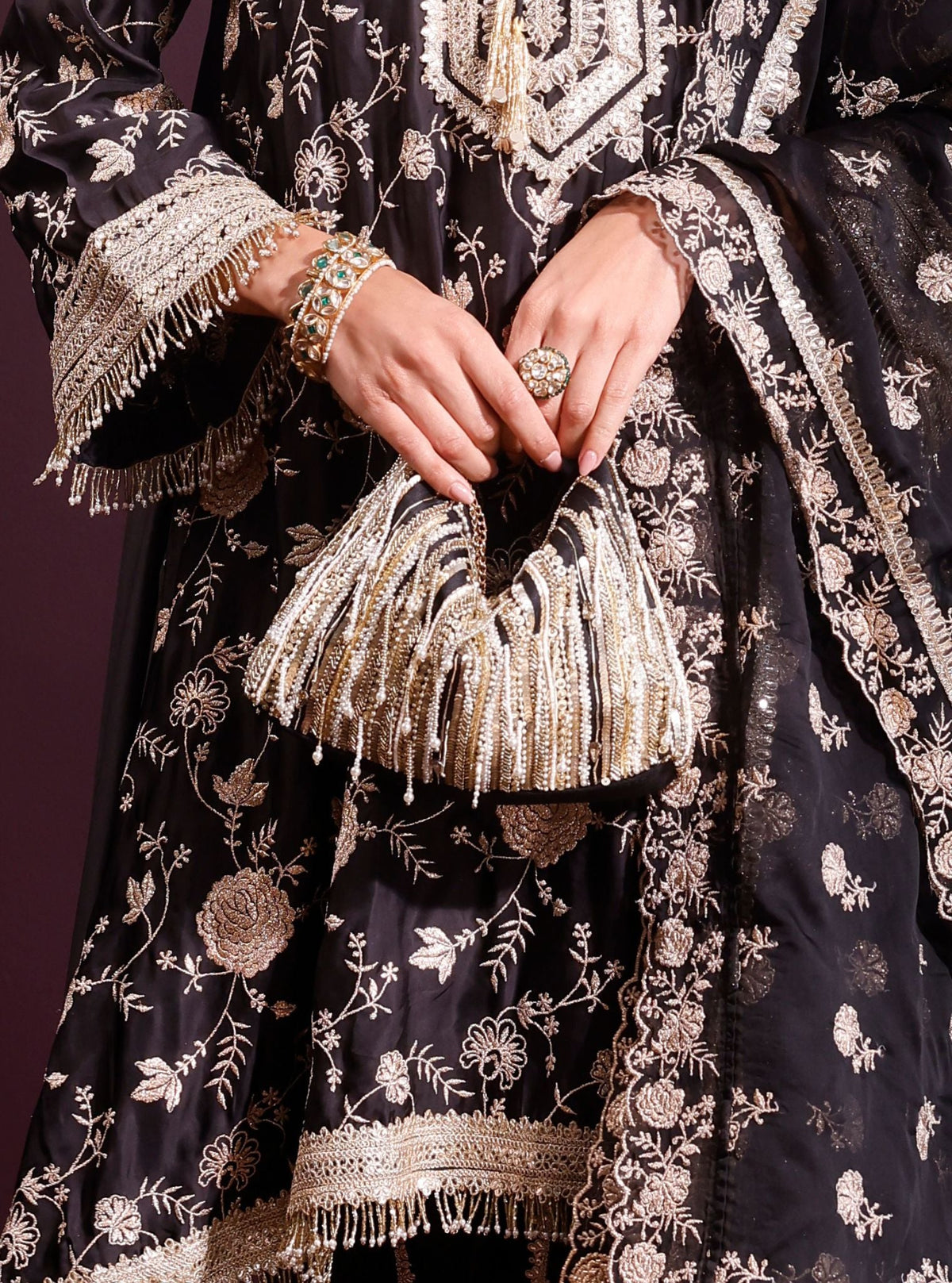 Zubari Black Handbag