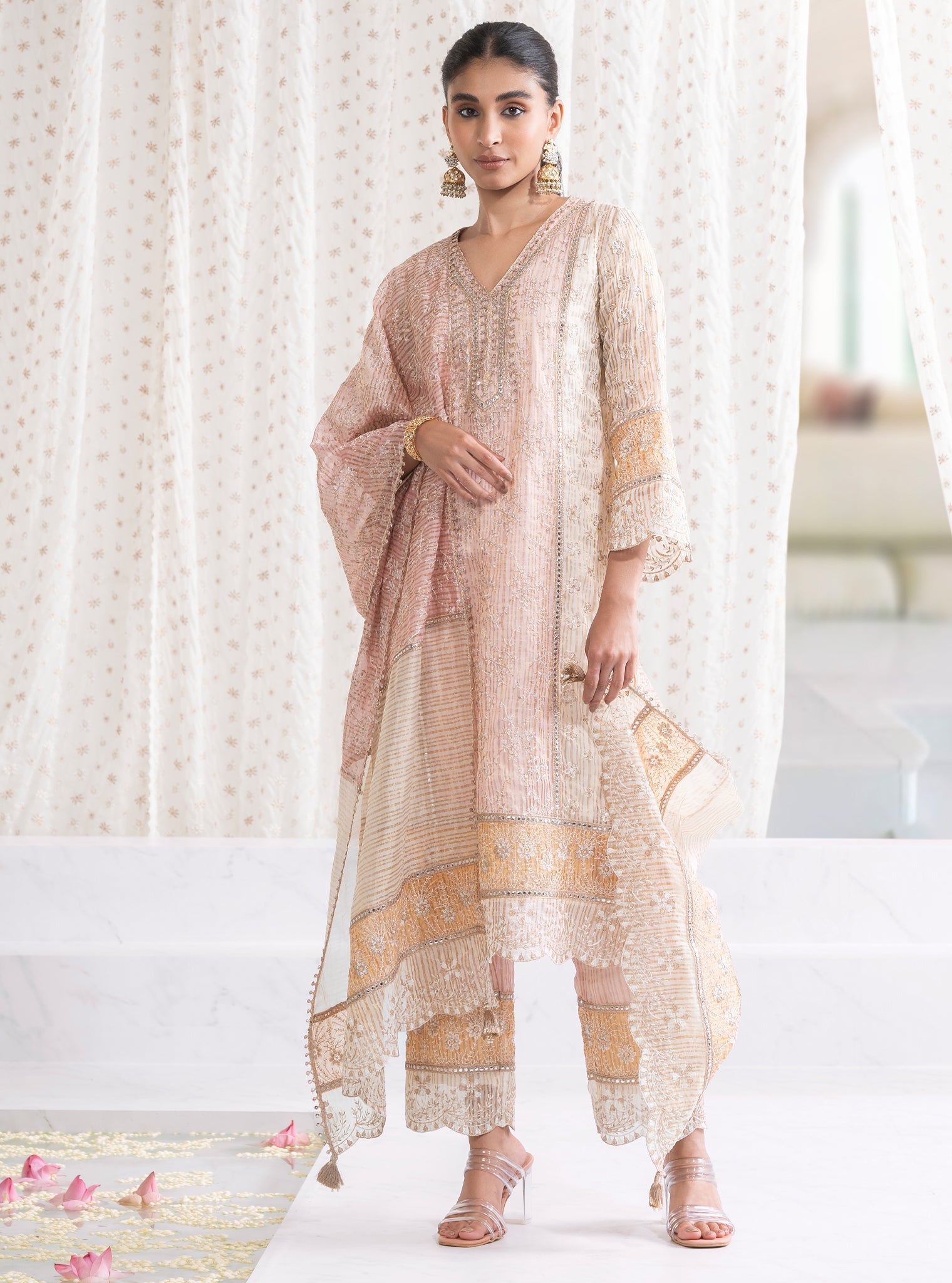 Aboli Banarsi Pink Kurta Set