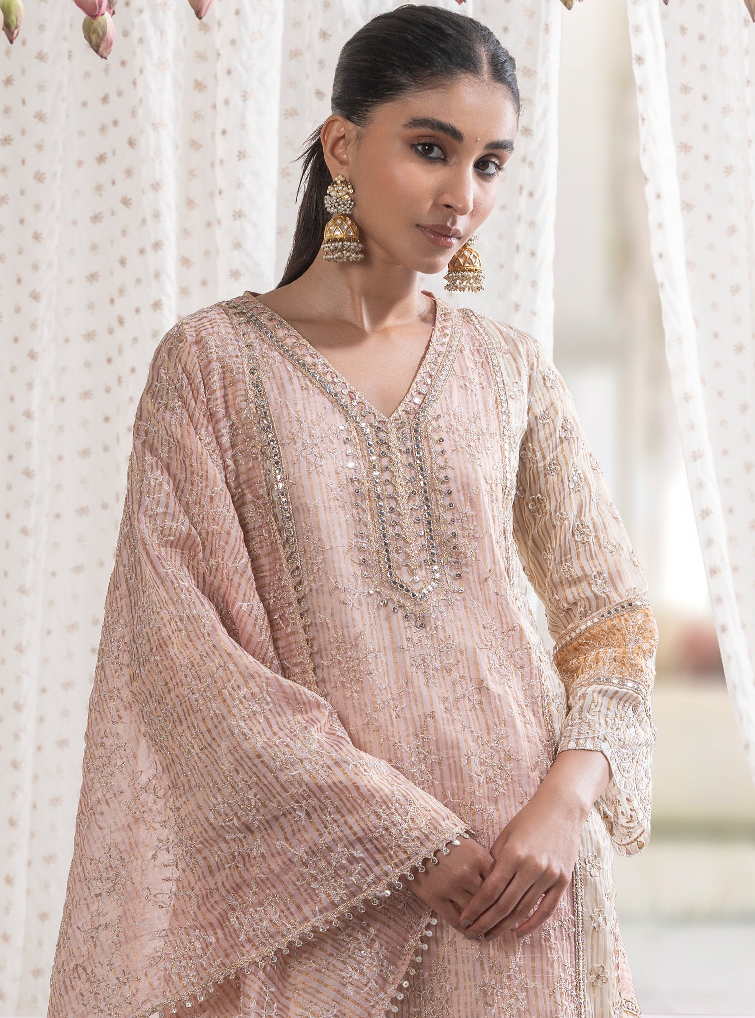 Aboli Banarsi Pink Kurta Set