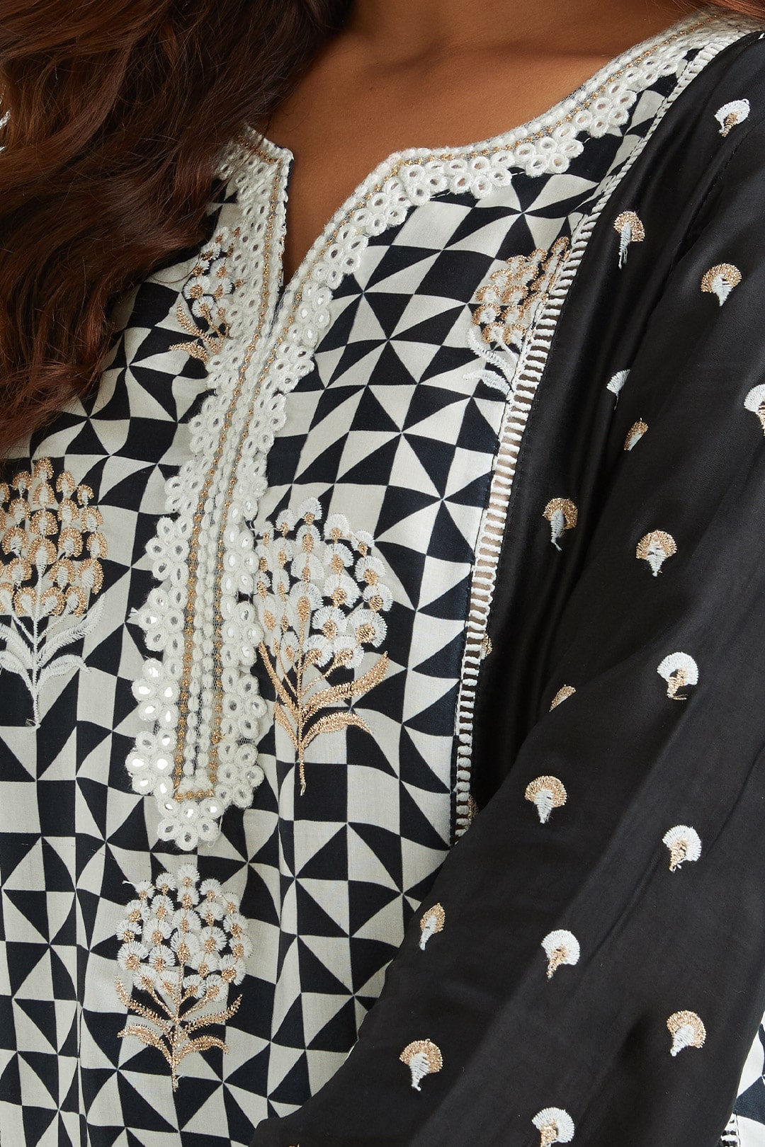 Derby Cupro Silk Black Kurta Set