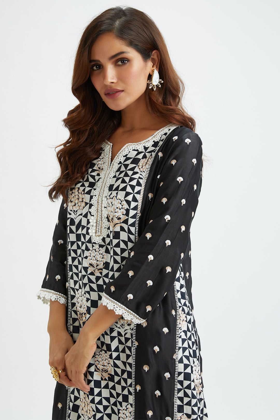 Derby Cupro Silk Black Kurta Set