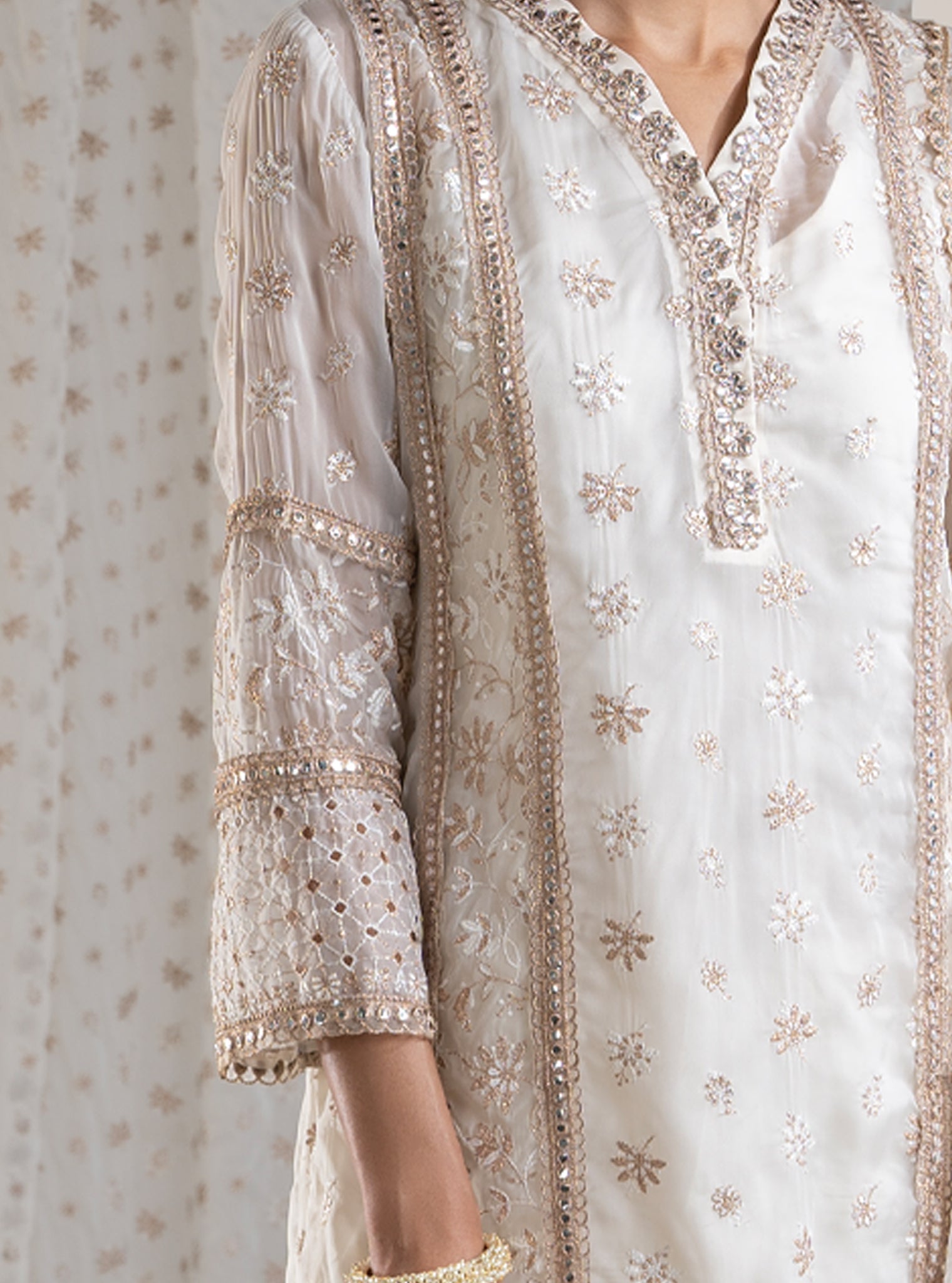 Ilahi Organza Off White Kurta Set