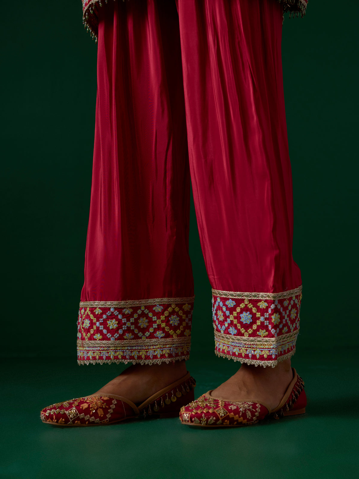 Jhumri Crepe Red Kurta Set