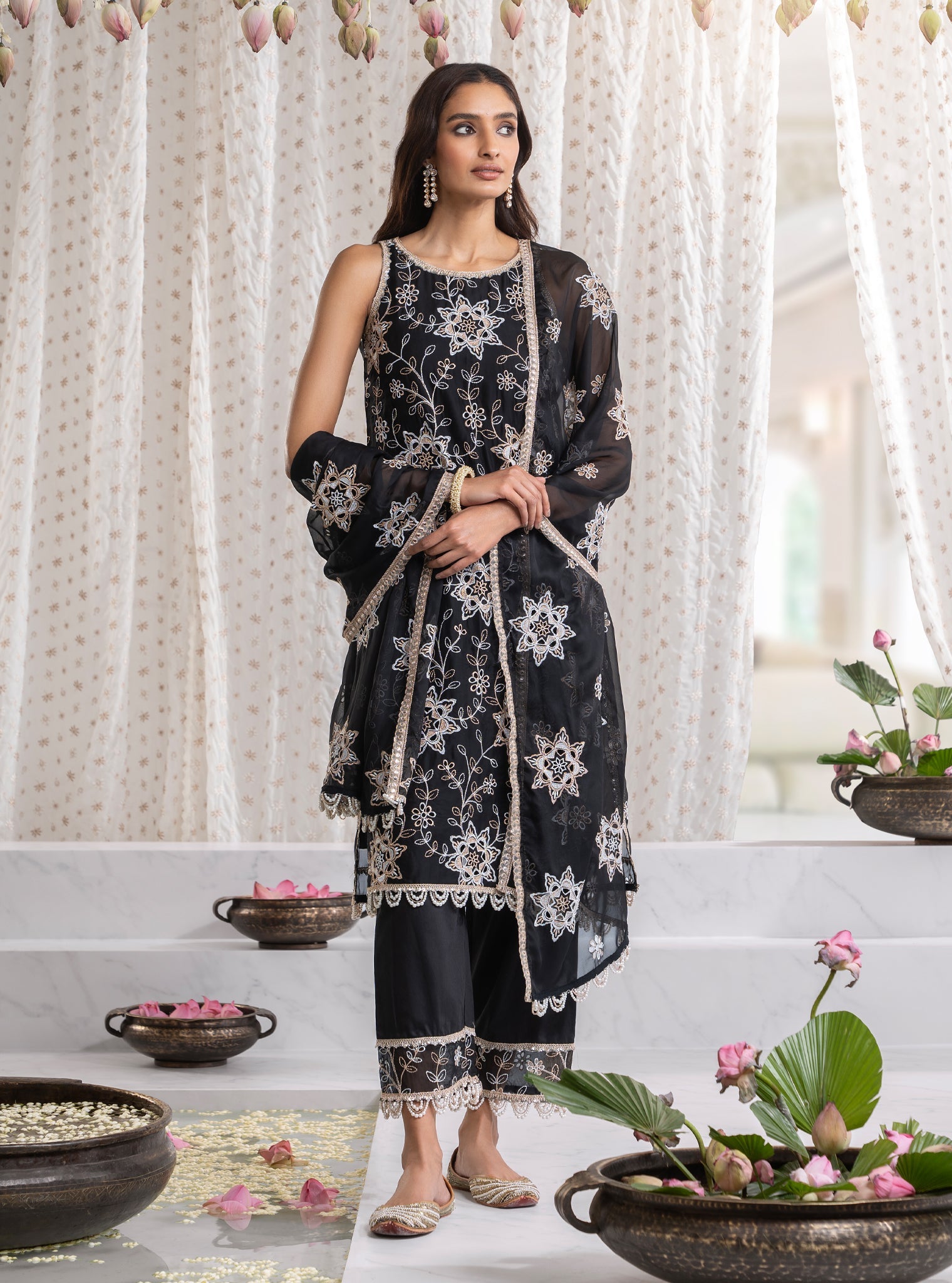 Jugni Organza Black Kurta Set