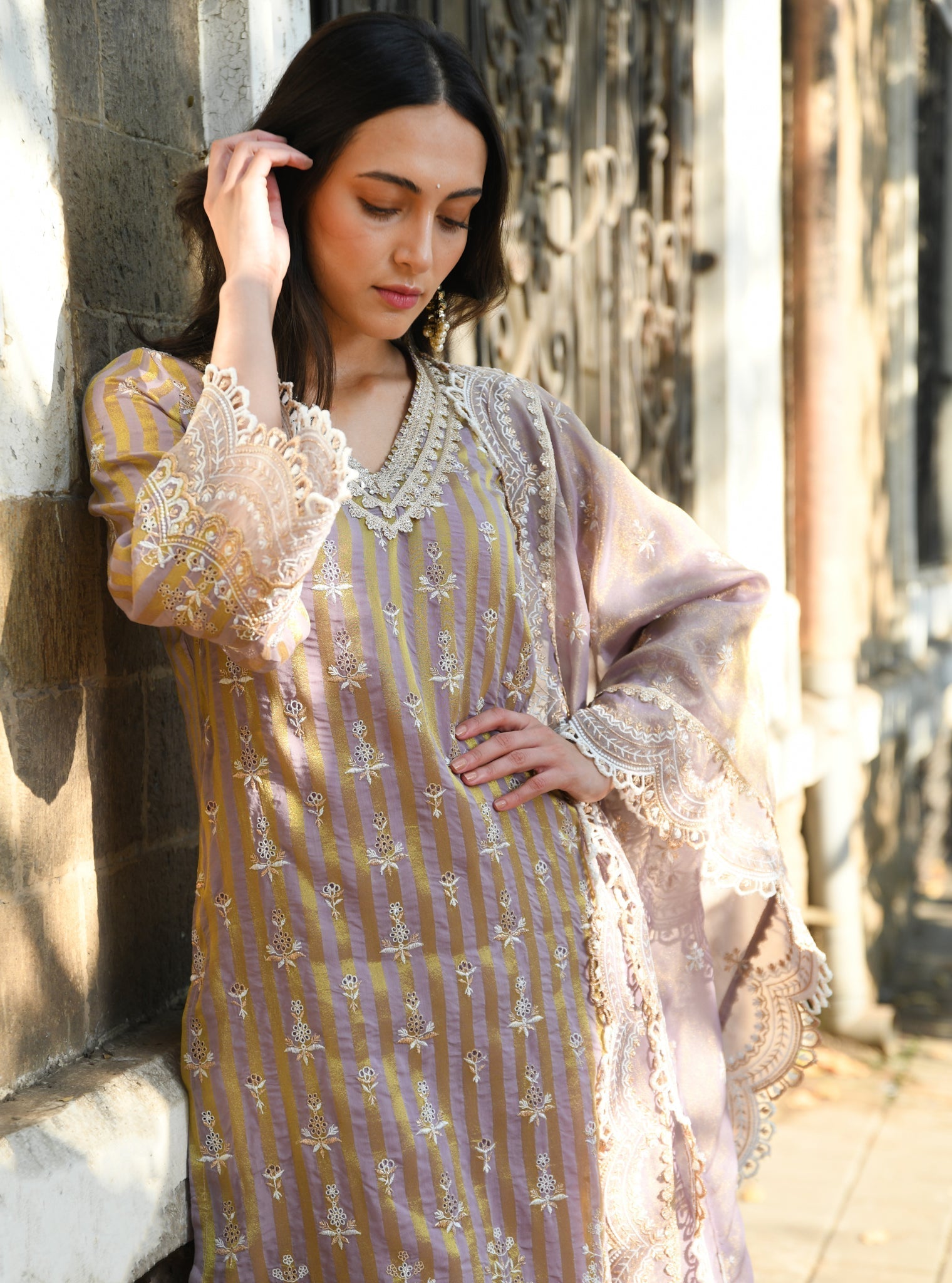 Dasheri Banarsi Lavender Kurta Set