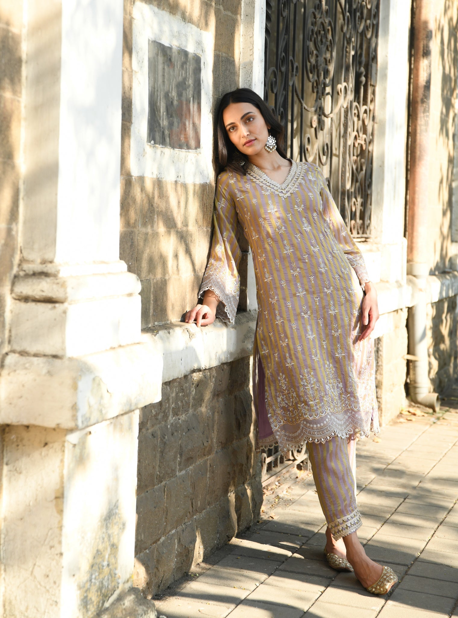 Dasheri Banarsi Lavender Kurta Set