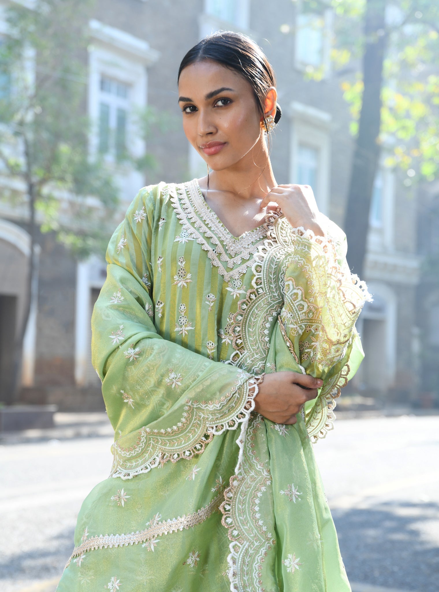 Dasheri Banarsi Green Kurta Set