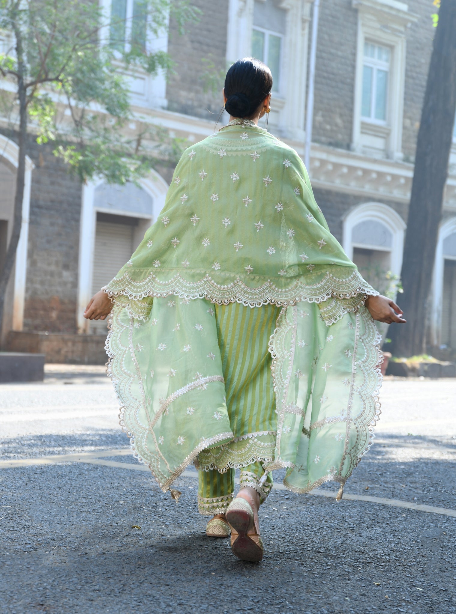 Dasheri Banarsi Green Kurta Set