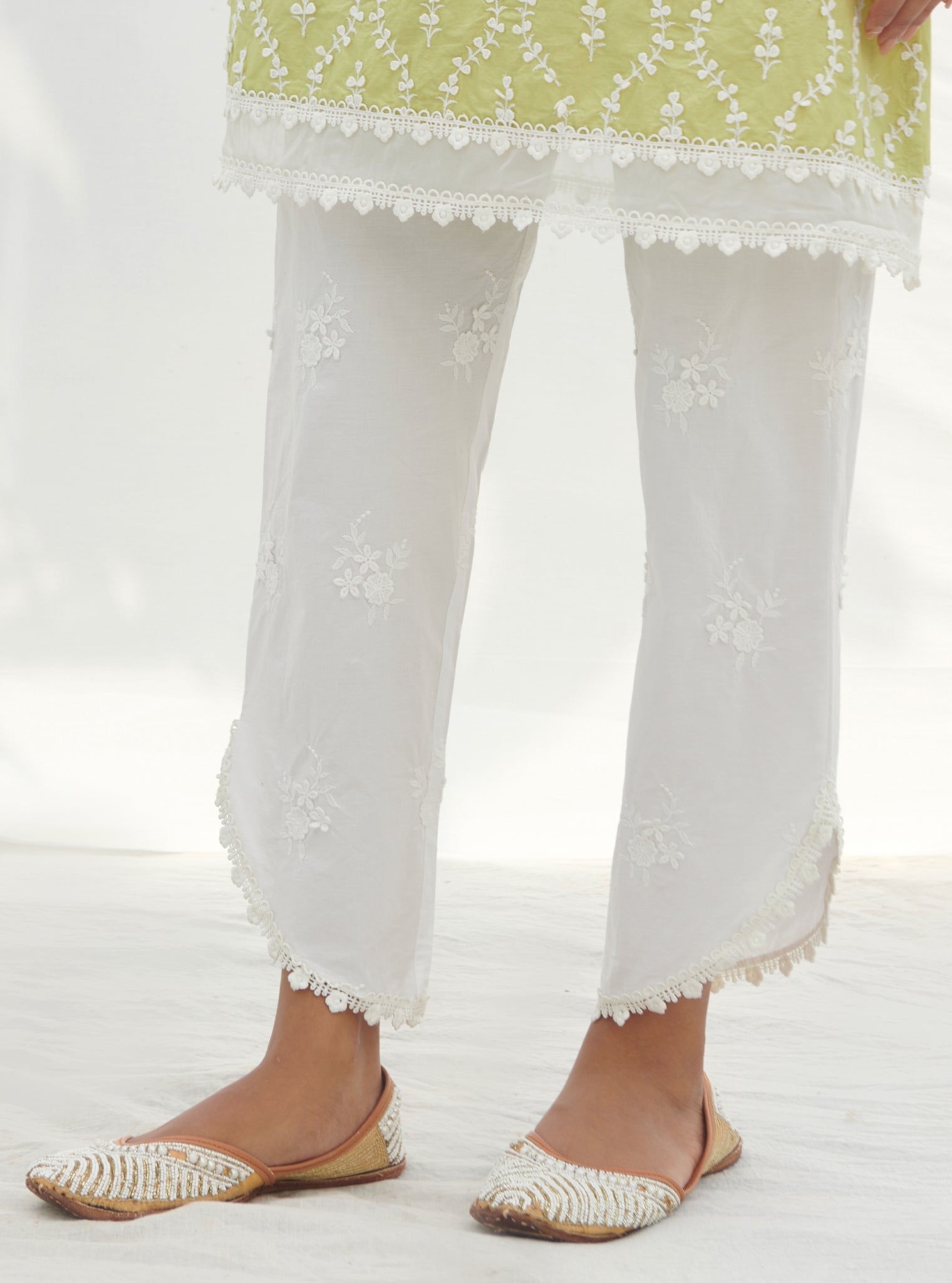 Mulmul Supima Cotton Emb Rounded Hem White Pant