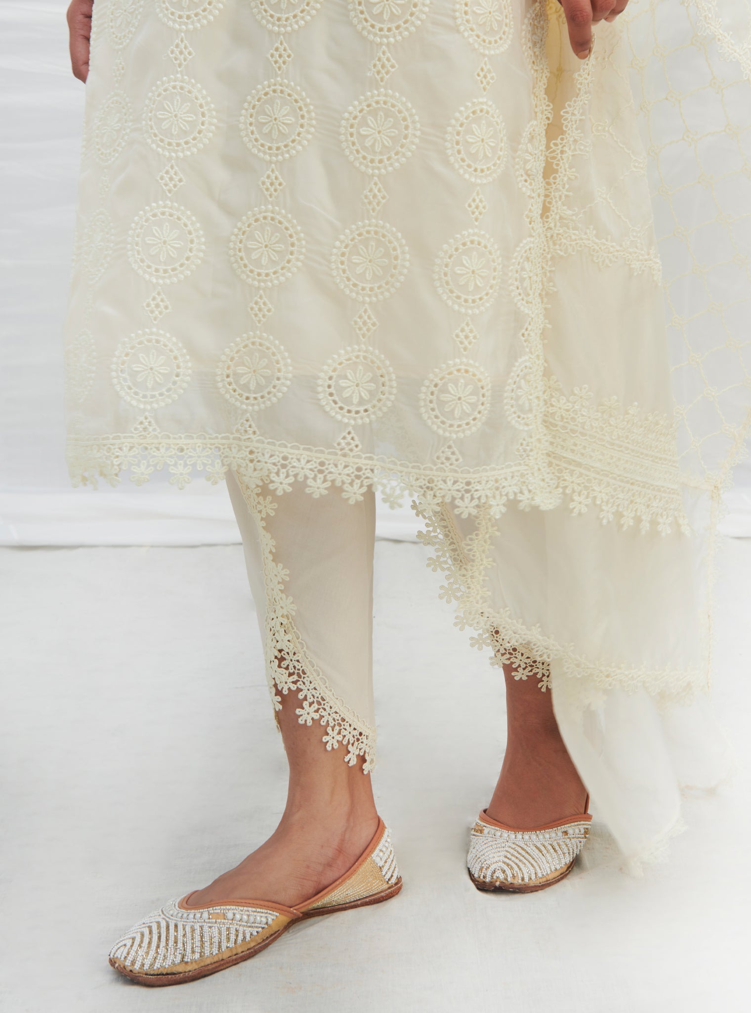 Nelli Organza White Kurta Set