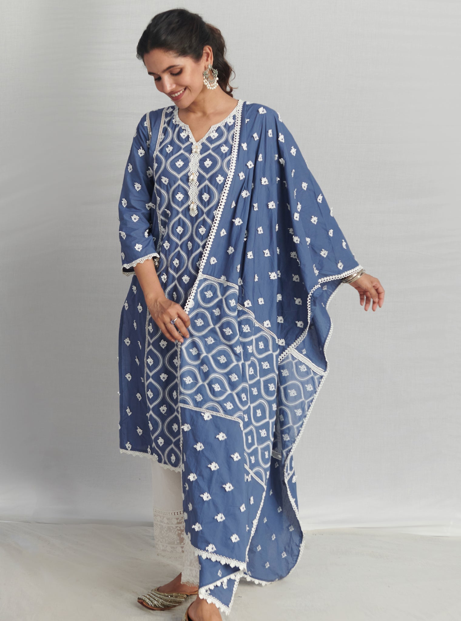 Mulmul Organza Rivona Navy kurta