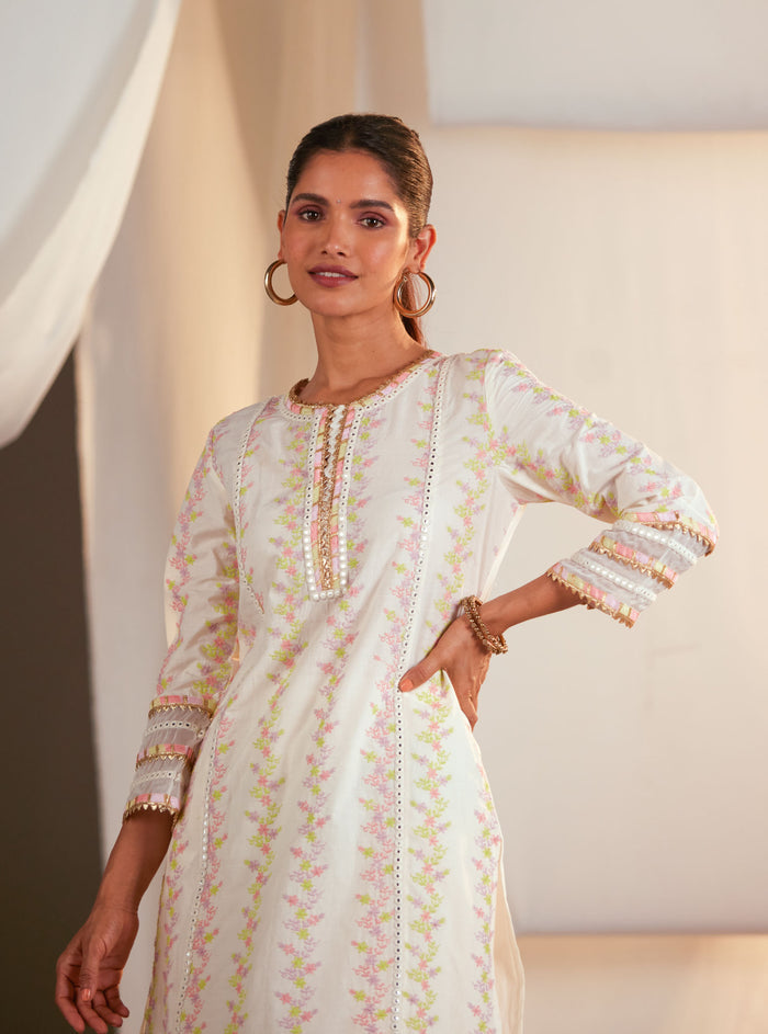 Mulmul Supima Cotton Tiana Off White/Lilac Kurta