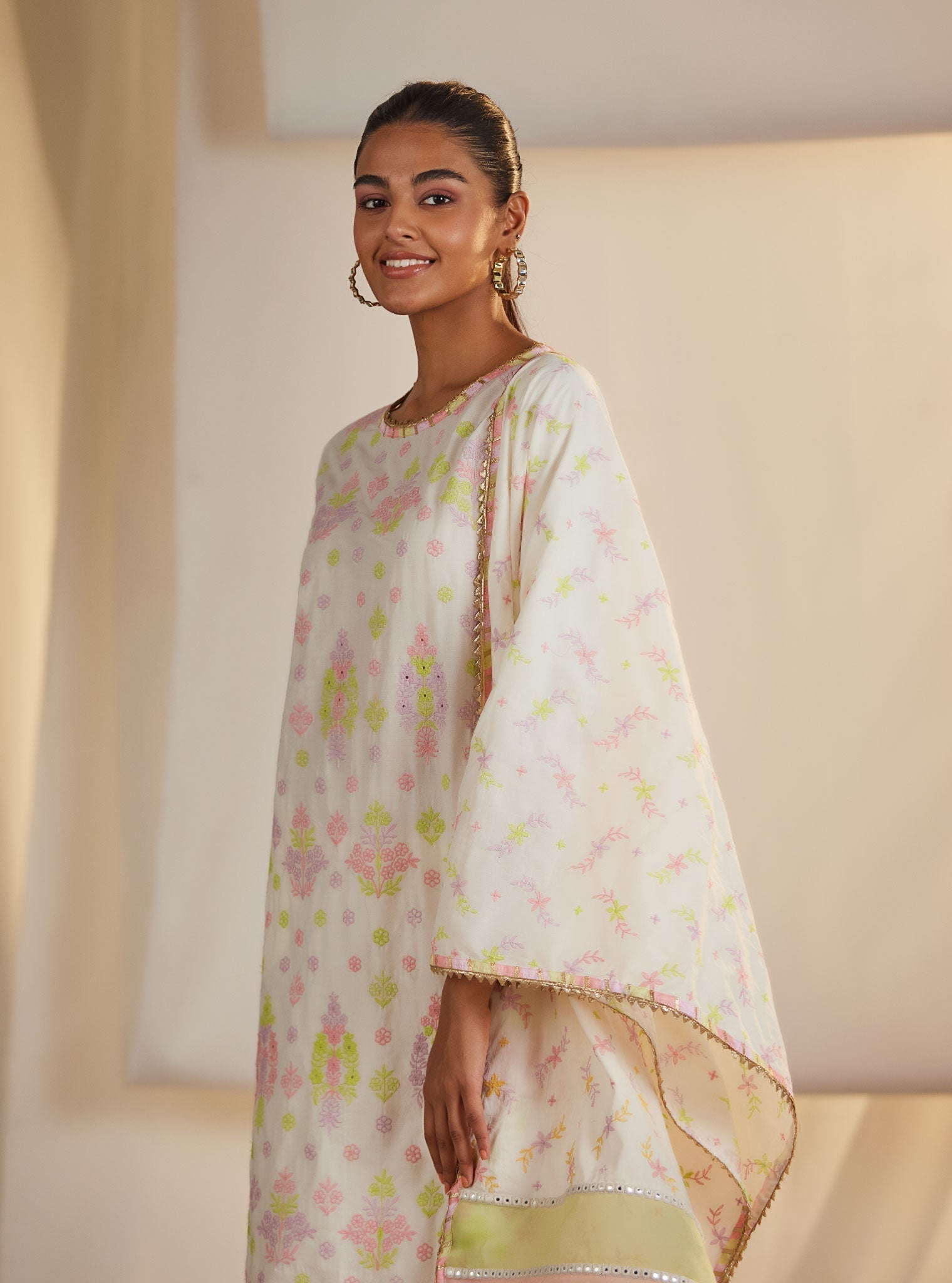 Zahava Supima Cotton Off White/Lilac Kurta Set