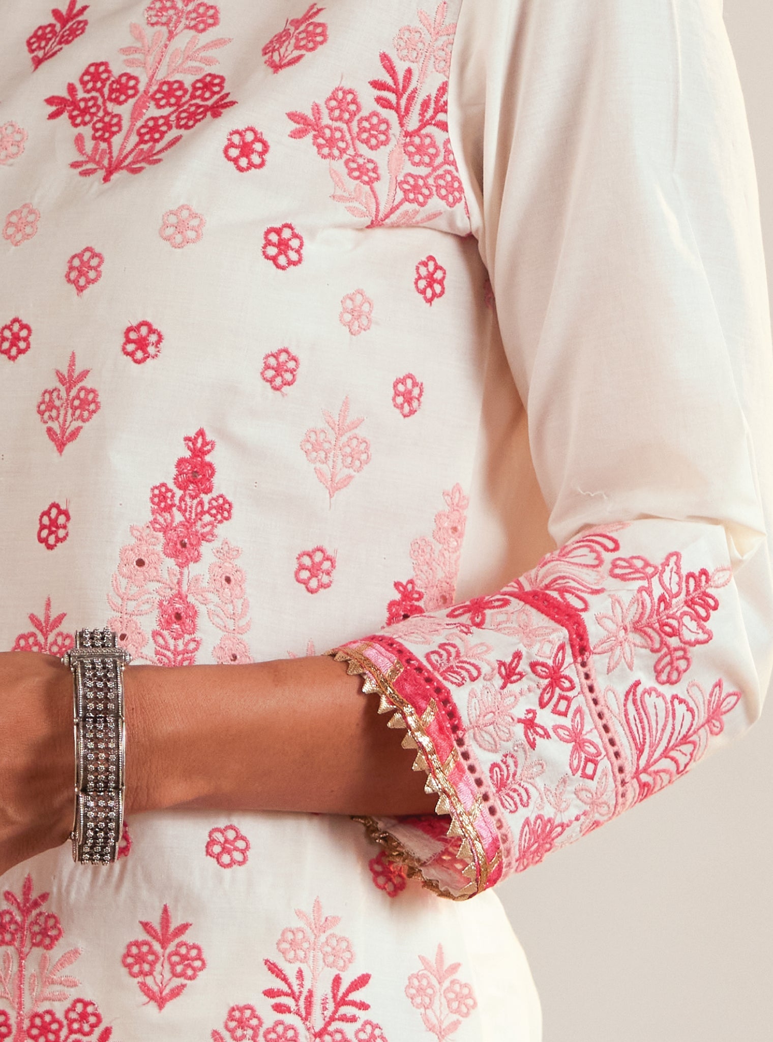 Zahava Supima Cotton Off White/Pink Kurta Set