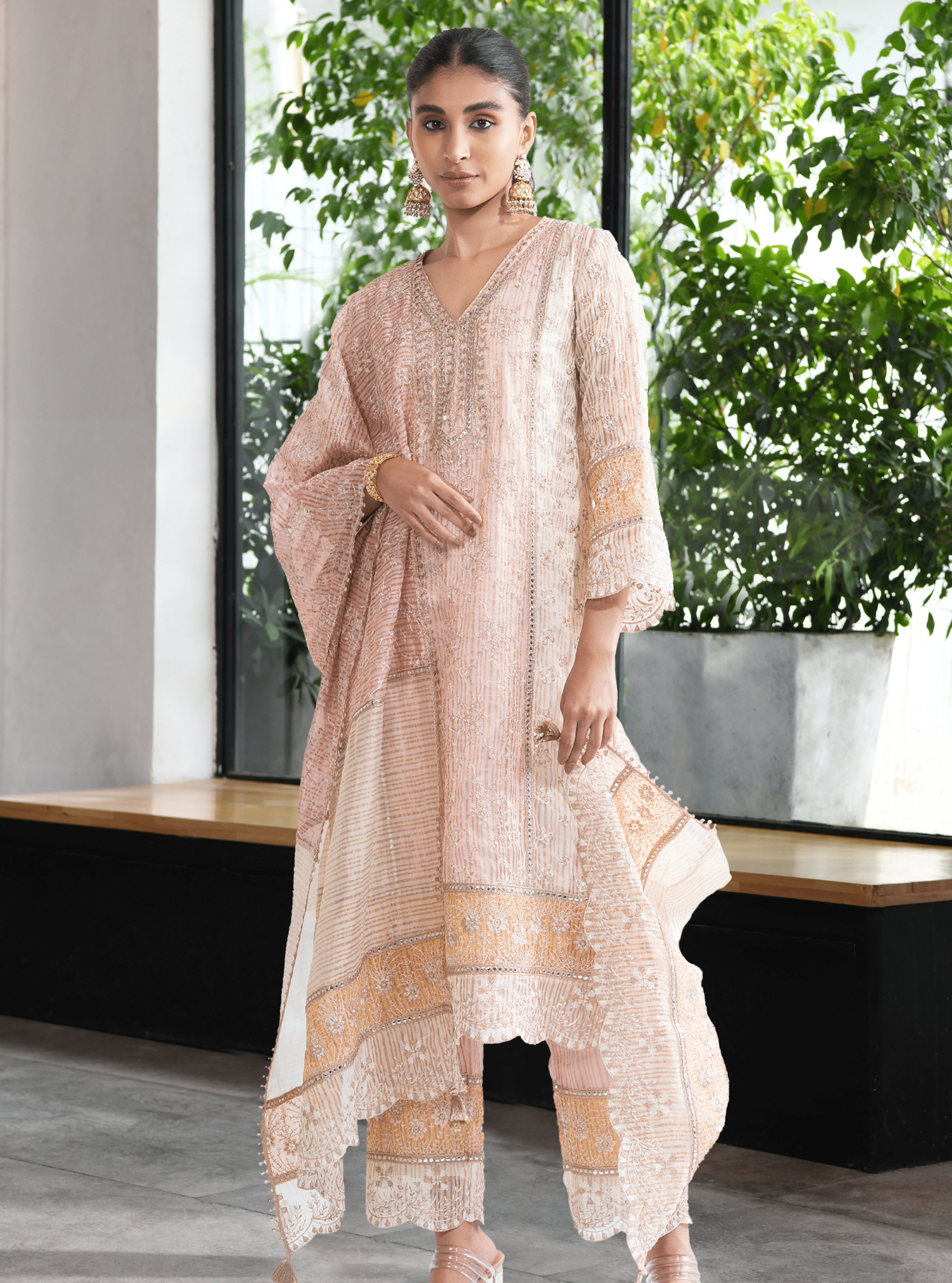 Aboli Banarsi Pink Kurta Set