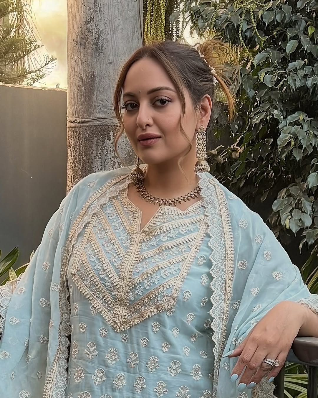 Kahani Organza Blue Kurta Set