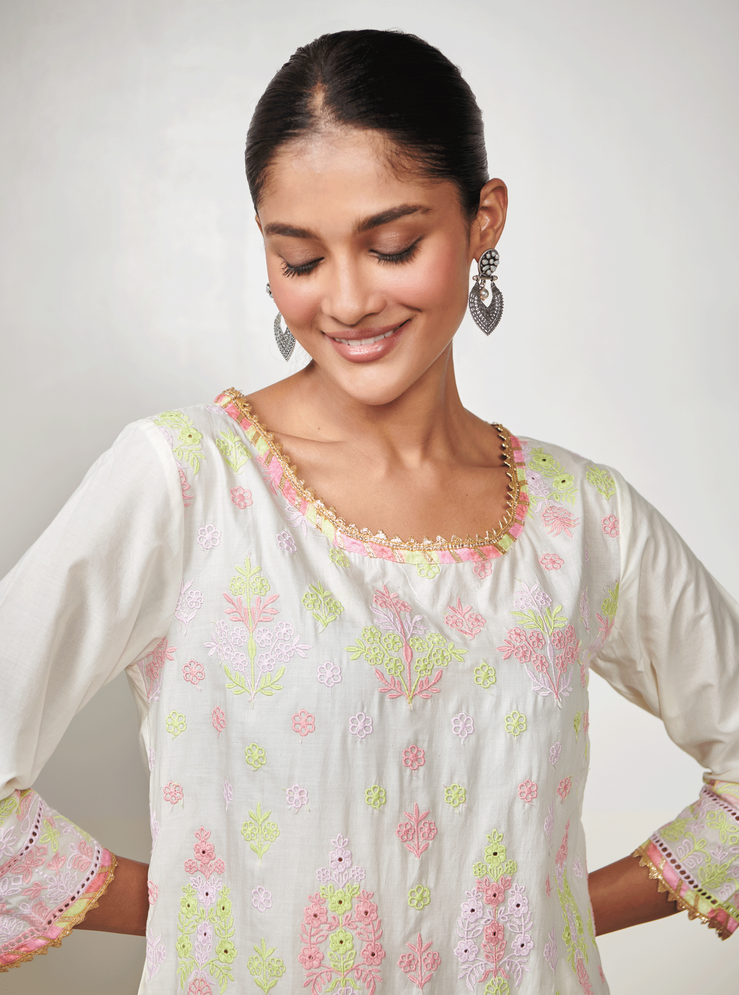 Zahava Supima Cotton Off White/Lilac Kurta Set